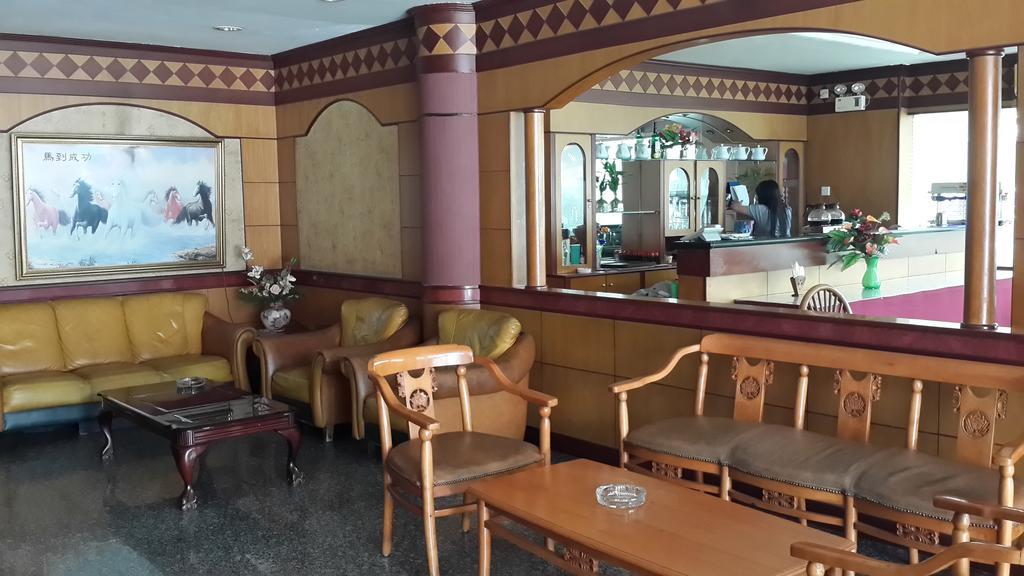 Lai Lai Mutiara Hotel Batam Exteriör bild