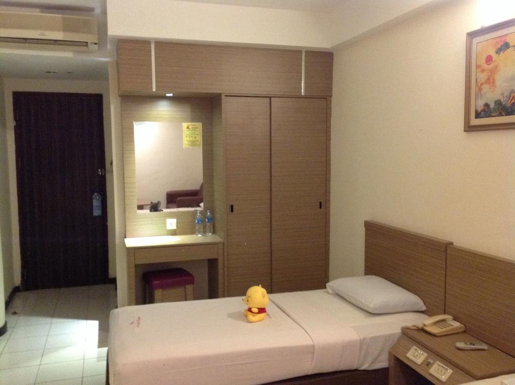 Lai Lai Mutiara Hotel Batam Exteriör bild