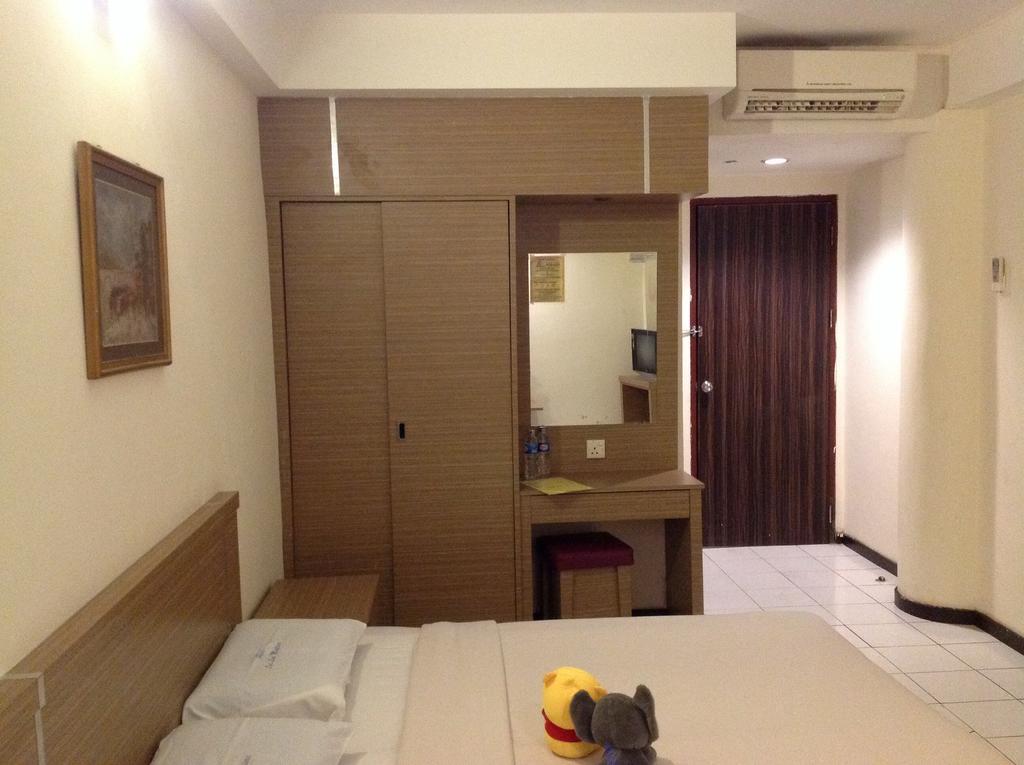 Lai Lai Mutiara Hotel Batam Exteriör bild