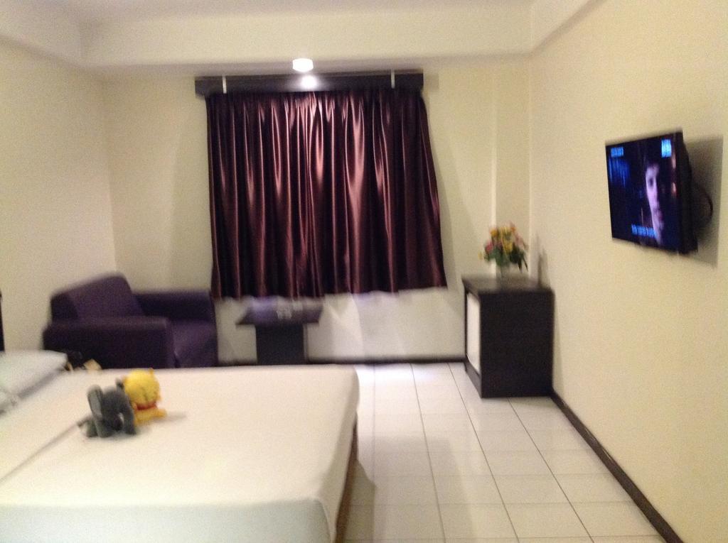 Lai Lai Mutiara Hotel Batam Exteriör bild