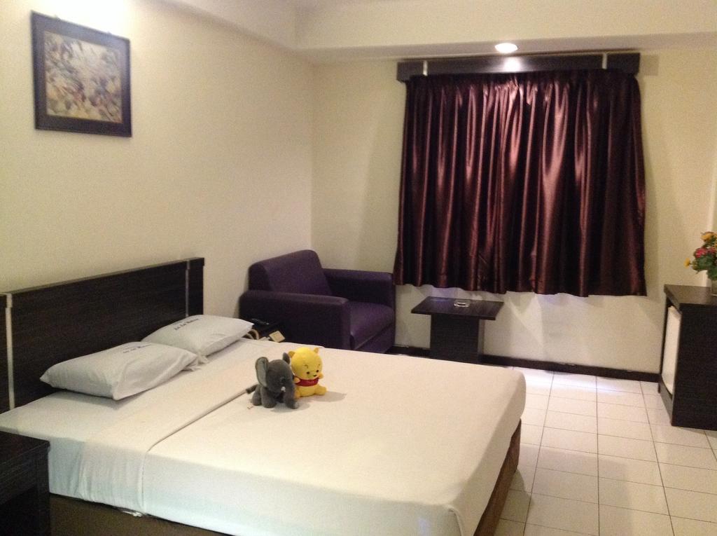 Lai Lai Mutiara Hotel Batam Exteriör bild