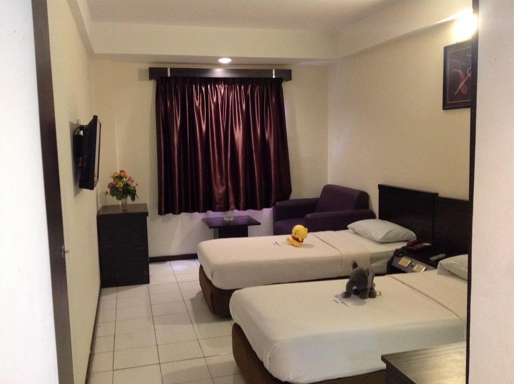 Lai Lai Mutiara Hotel Batam Exteriör bild