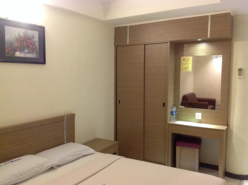 Lai Lai Mutiara Hotel Batam Exteriör bild