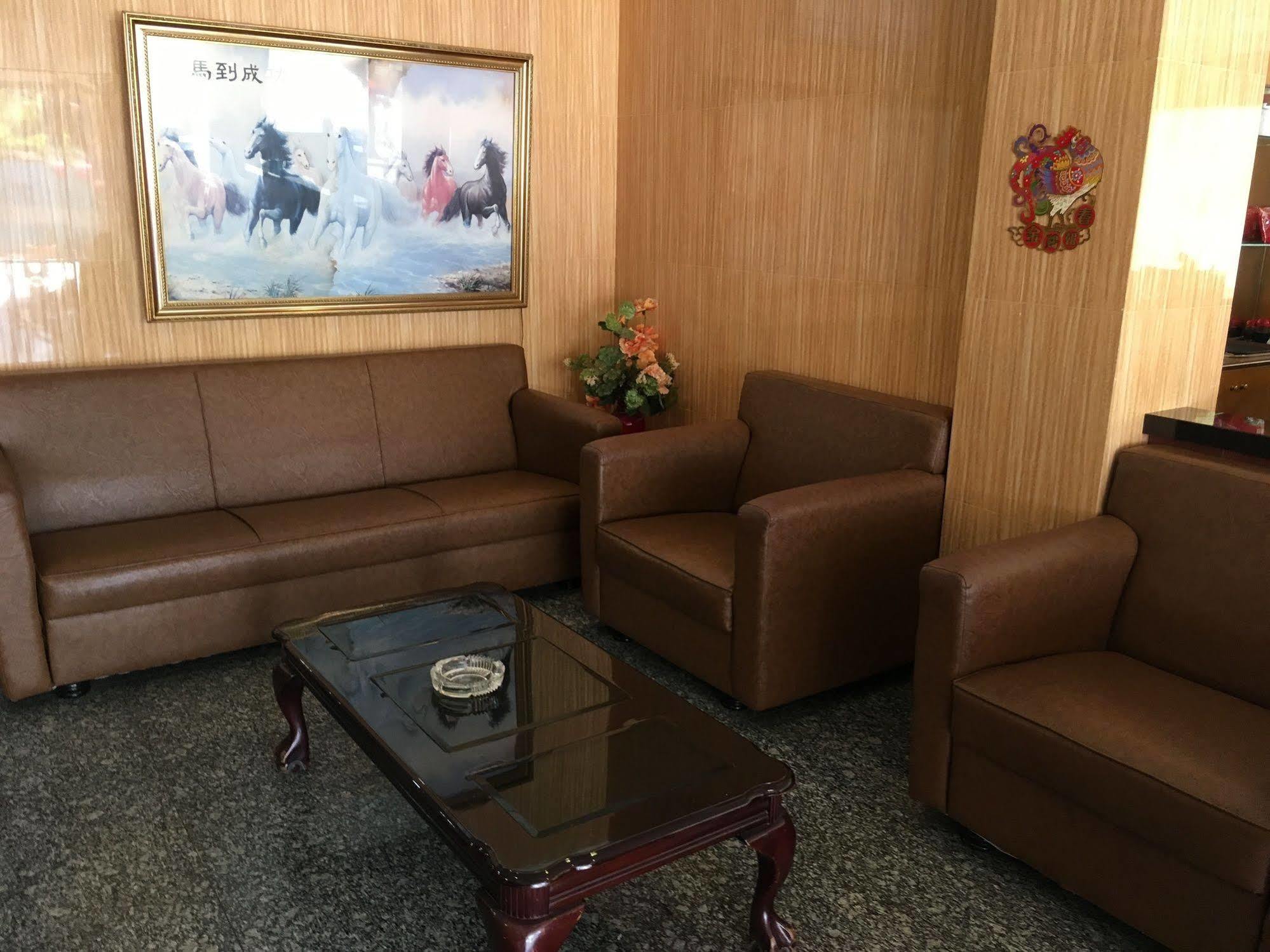 Lai Lai Mutiara Hotel Batam Exteriör bild