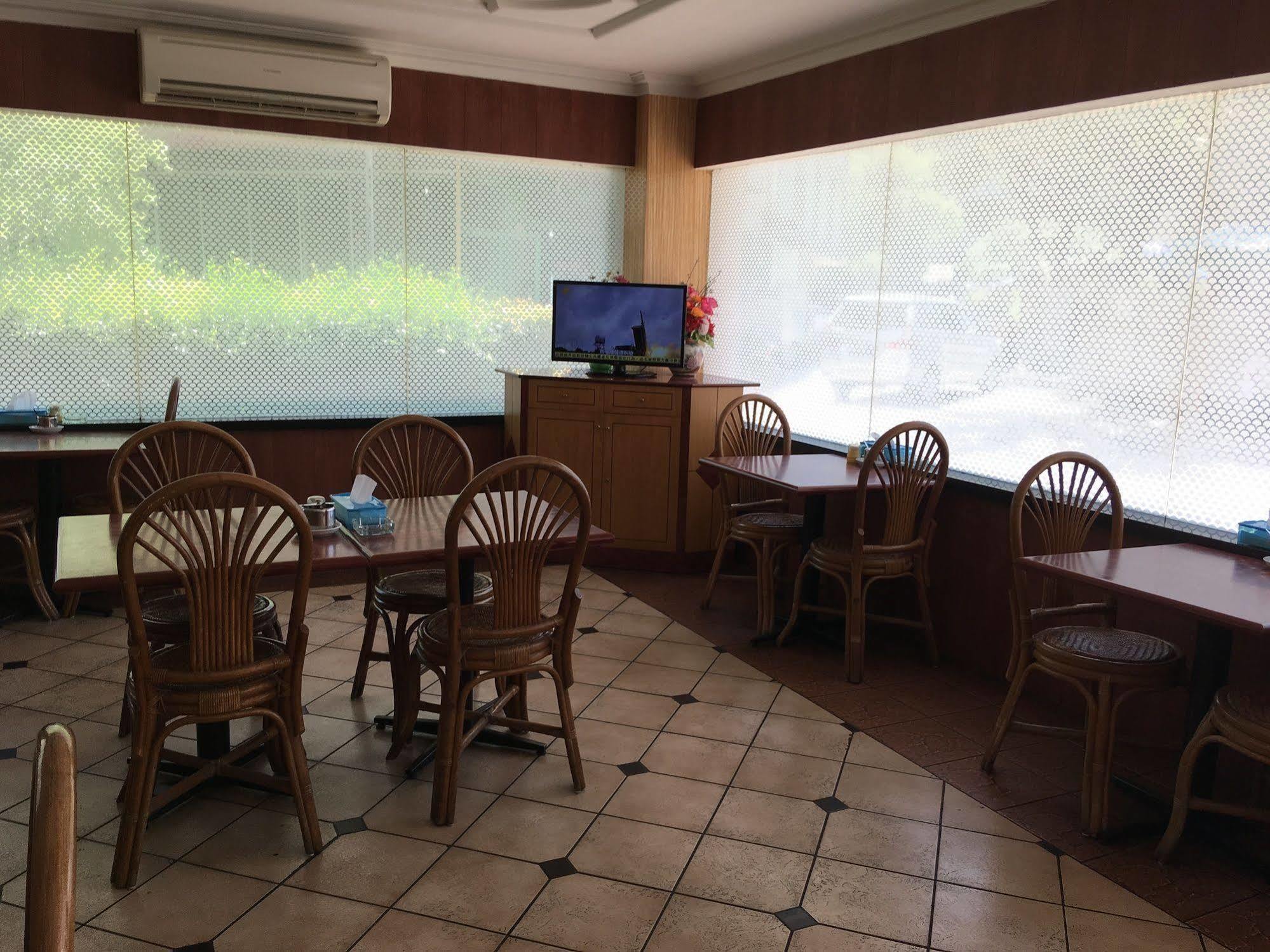 Lai Lai Mutiara Hotel Batam Exteriör bild