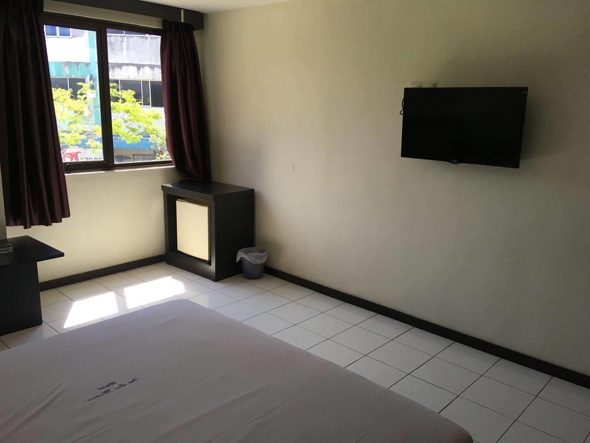 Lai Lai Mutiara Hotel Batam Exteriör bild