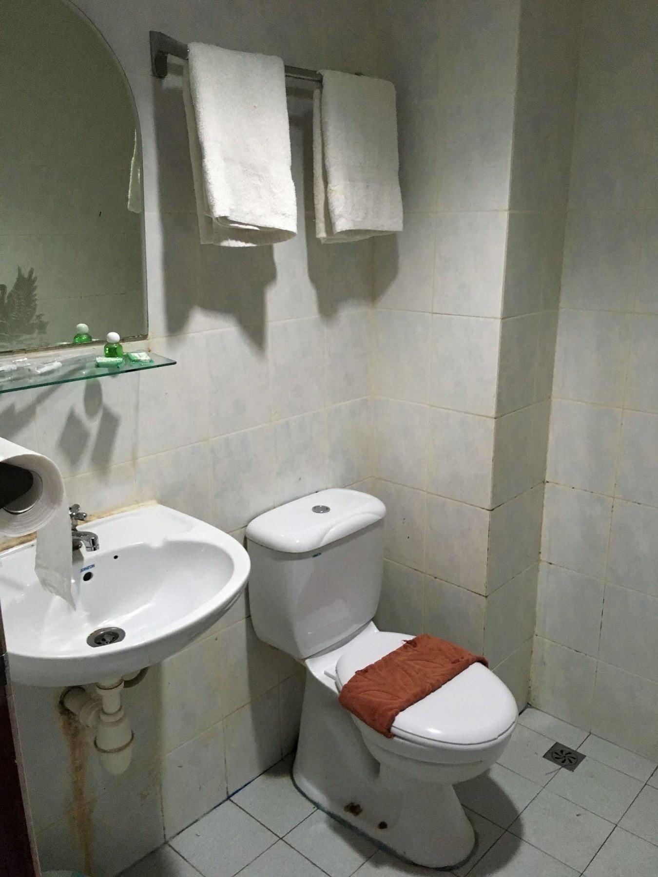 Lai Lai Mutiara Hotel Batam Exteriör bild